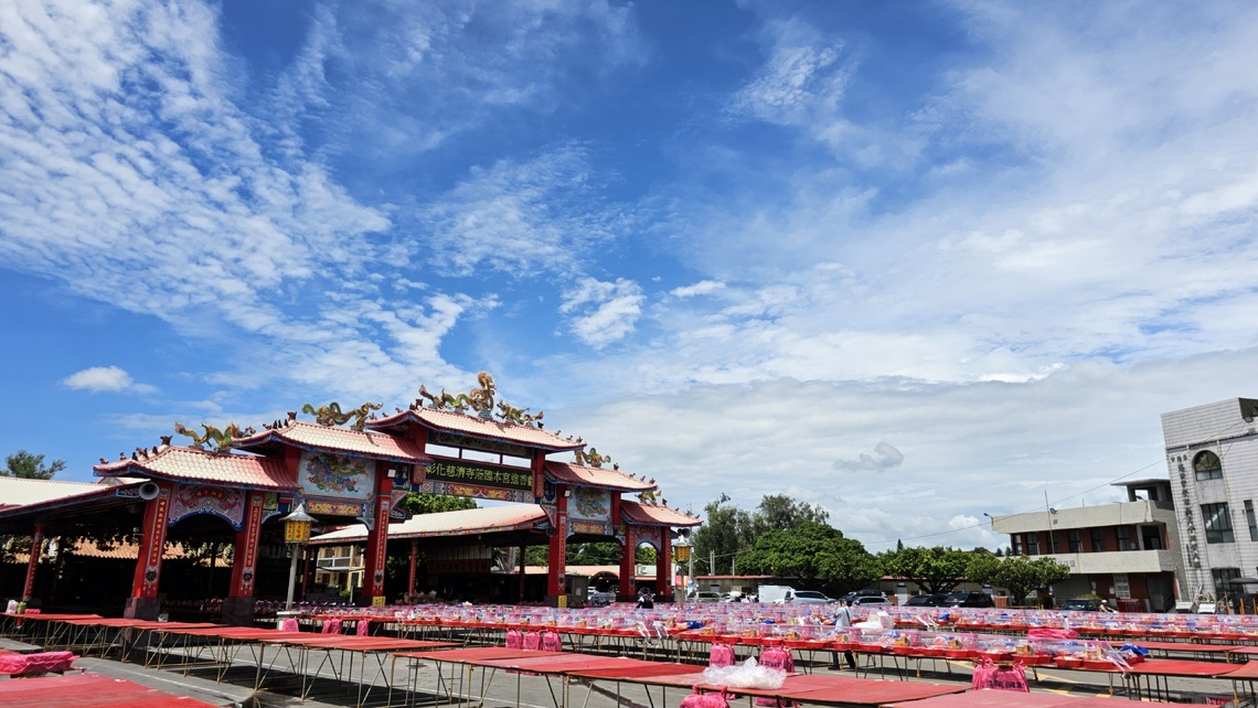 「港口宮十一角頭中元祭」再創港口宮普度紀錄 普度席開2200桌宴請好兄弟超壯觀