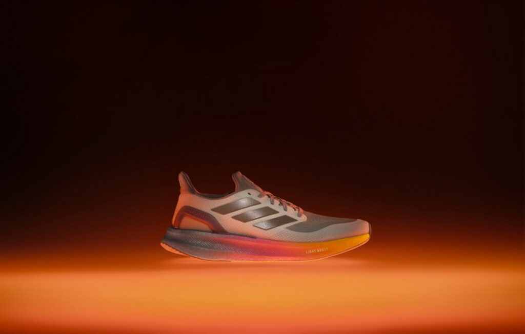 新一代 adidas PUREBOOST 5同步上市為都市跑者打造輕盈舒適完美腳感 每一步都充滿活力！