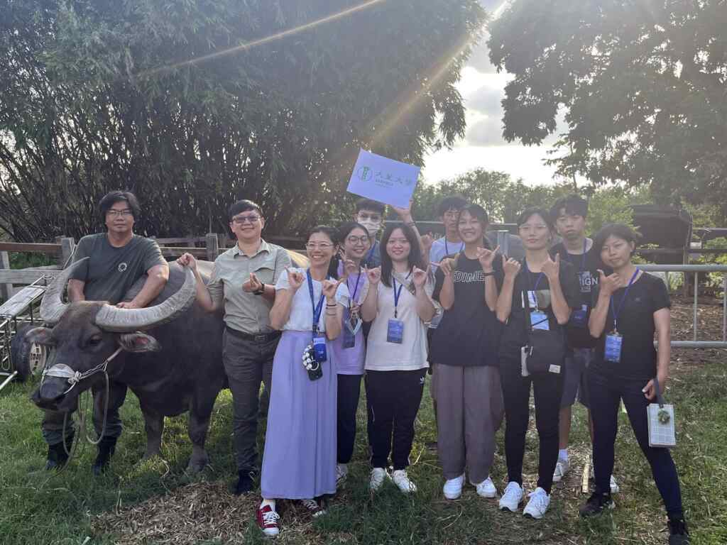▲大葉大學師生參訪與泥共好在地創生場域。(大葉大學提供)