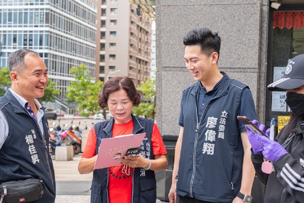 離岸風電國產化9千億打水漂 廖偉翔批:只見一家水下基礎公司受益 200 離岸風電國產化9千億打水漂 廖偉翔批:只見一家水下基礎公司受益 199