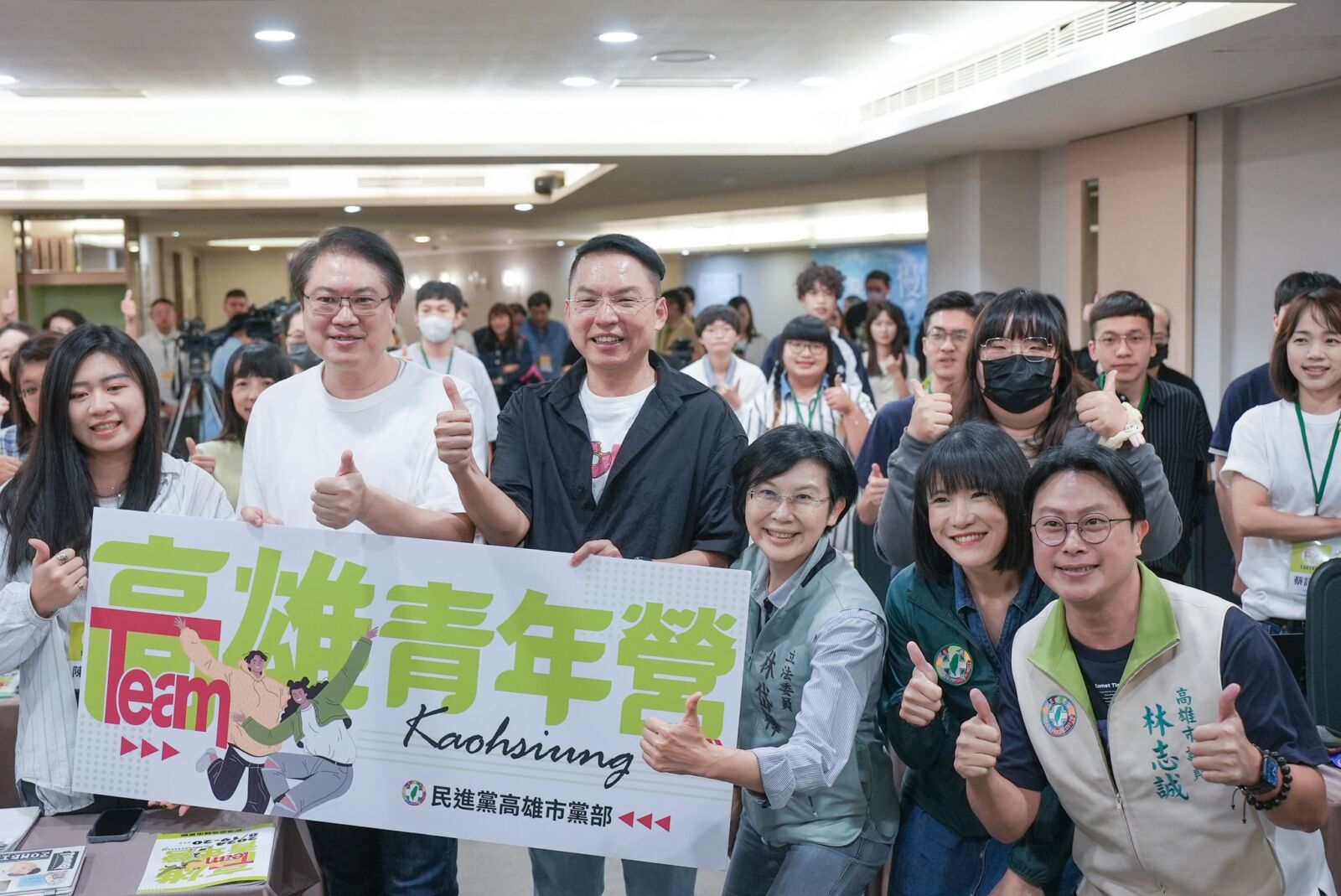 指民眾黨無執行力淪一人政黨? 林右昌:民進黨有價值、有理念 208 指民眾黨無執行力淪一人政黨? 林右昌:民進黨有價值、有理念 207