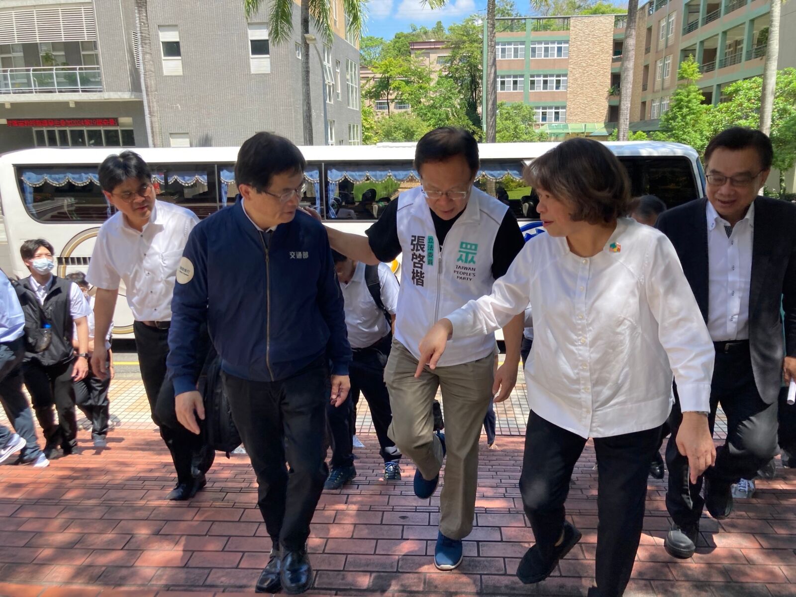 李孟諺閃辭交長 張啓楷籲:交通部信守承諾、嘉義建設不中斷 190 李孟諺閃辭交長 張啓楷籲:交通部信守承諾、嘉義建設不中斷 189