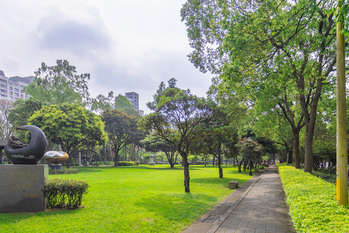 林口前段生活圈享7700坪扶輪公園大型綠地。(圖/忠孝苑提供)