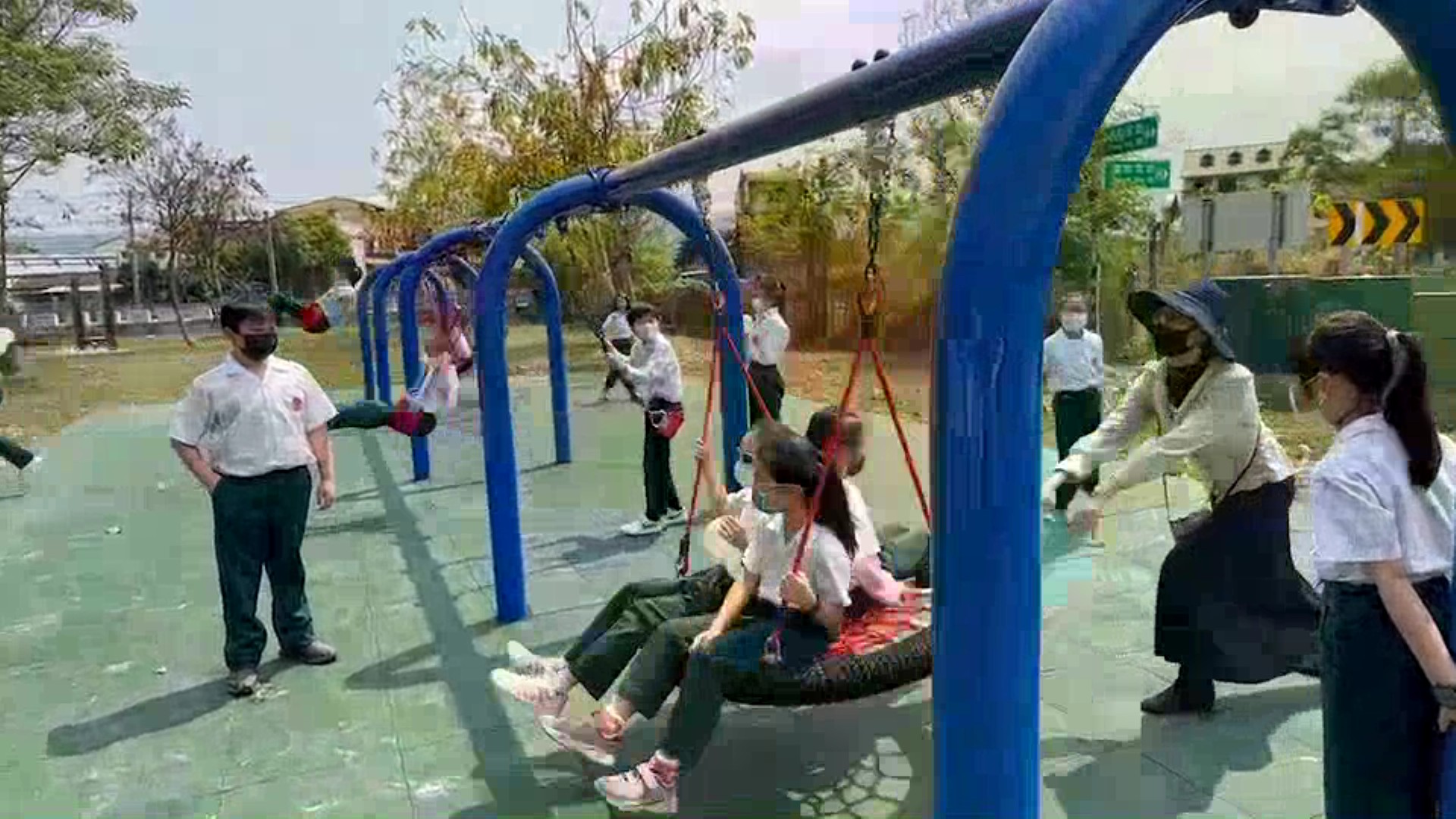 ▲員林市公所首次舉辦「祖父母節慶祝活動」，暖身宣傳會鼓勵更多祖父母與孫輩增進互動，並熱情邀請市民參加這次的慶祝活動。（記者張溎壕攝）
