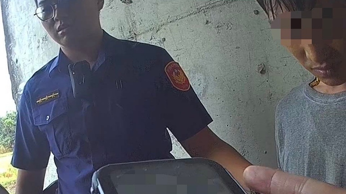 通緝犯見警心虛 快速道路躍下逃逸仍遭逮
