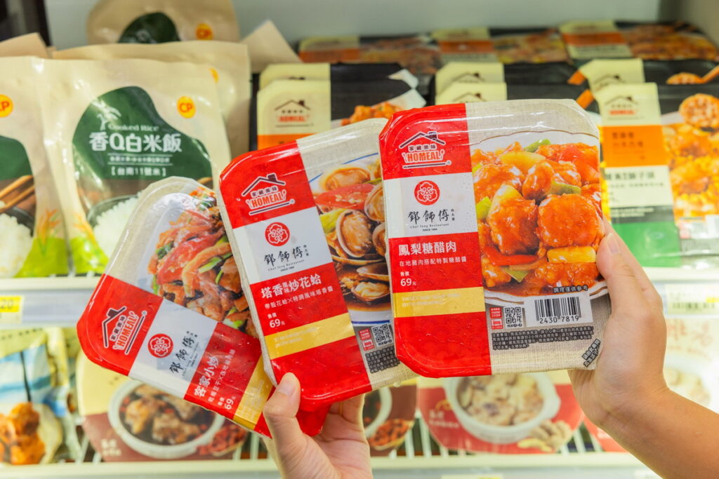 .7-ELEVEN自有品牌「Homeal」冷凍台式功夫菜提供新選擇,忙碌的年輕客層就算是「I人」宅在家也能吃熱炒