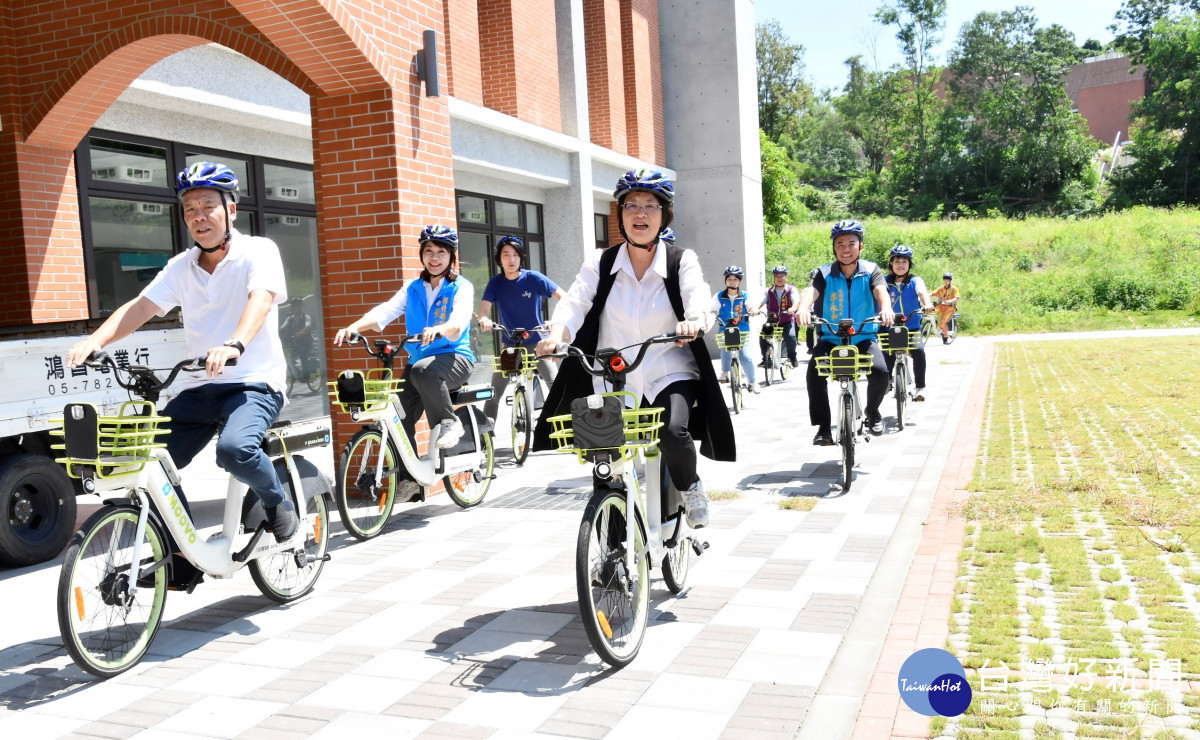 花壇鄉MOOVO公共自行車第7個服務區,22日舉行正式啟用儀式。圖/記者鄧富珍攝
