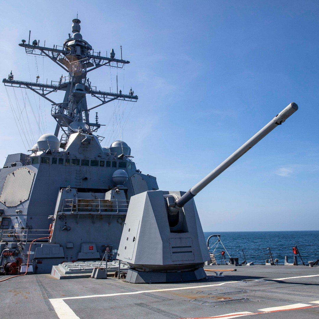 美國第七艦隊所屬伯克級神盾驅逐艦「強生號」(USS Ralph Johnson, DDG 114)今通過台灣海峽。翻攝第七艦隊臉書