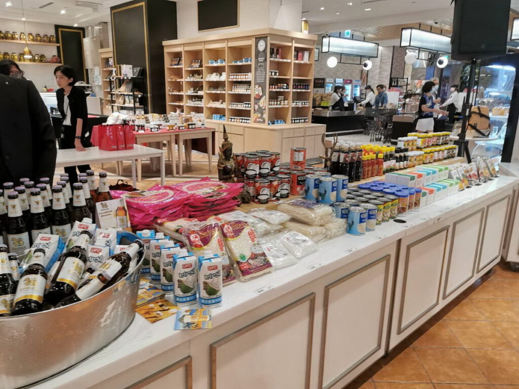 Breeze Super連10年舉辦泰國美食生活節,今年推出逾150項泰式商品感受秒飛泰國。