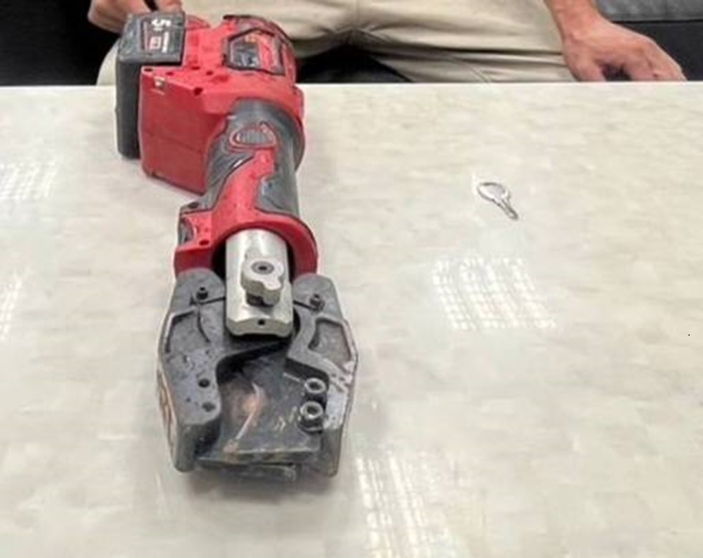 以車追人 朴子警鷹眼緝獲40歲電纜線大盜 214 cnews204240822a01