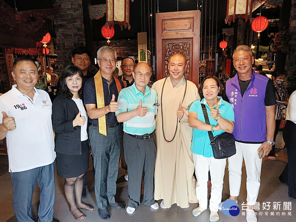 張善政參加宏願大千世界「與佛有約」 無國界祈安超薦報恩大法會