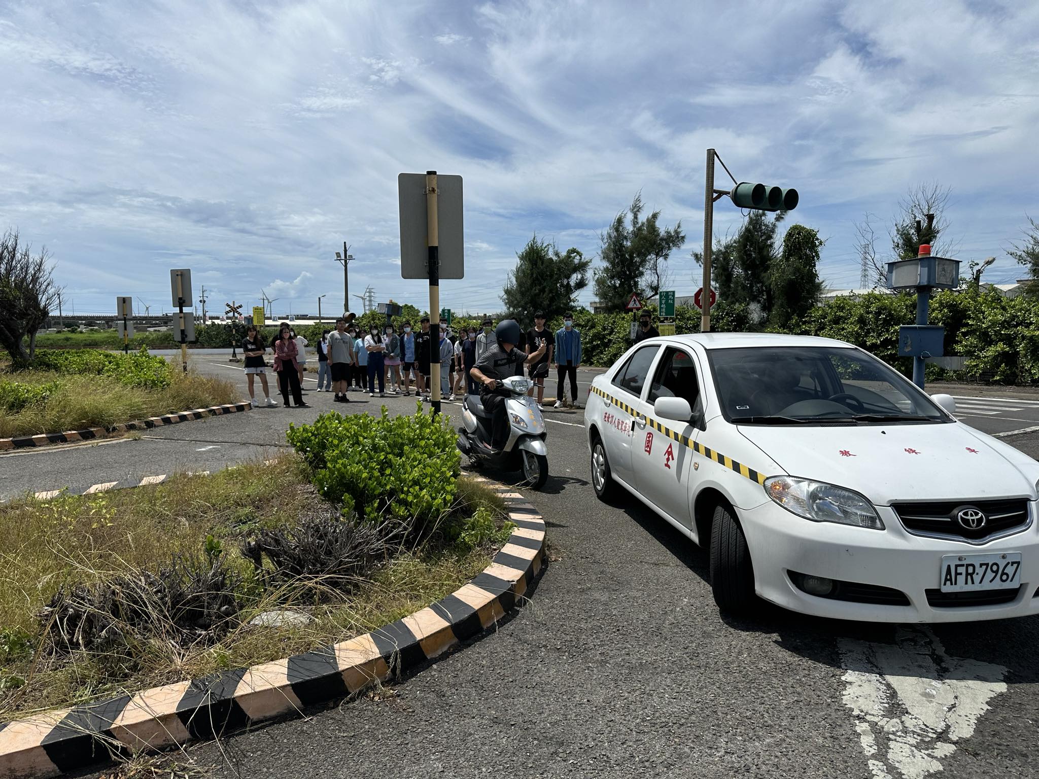 ▲彰化監理站統計，截至今年7月，機車駕訓補助名額已使用過半，剩下不到500個的名額，提醒民眾名額有限，報名要快。（記者張溎壕攝）