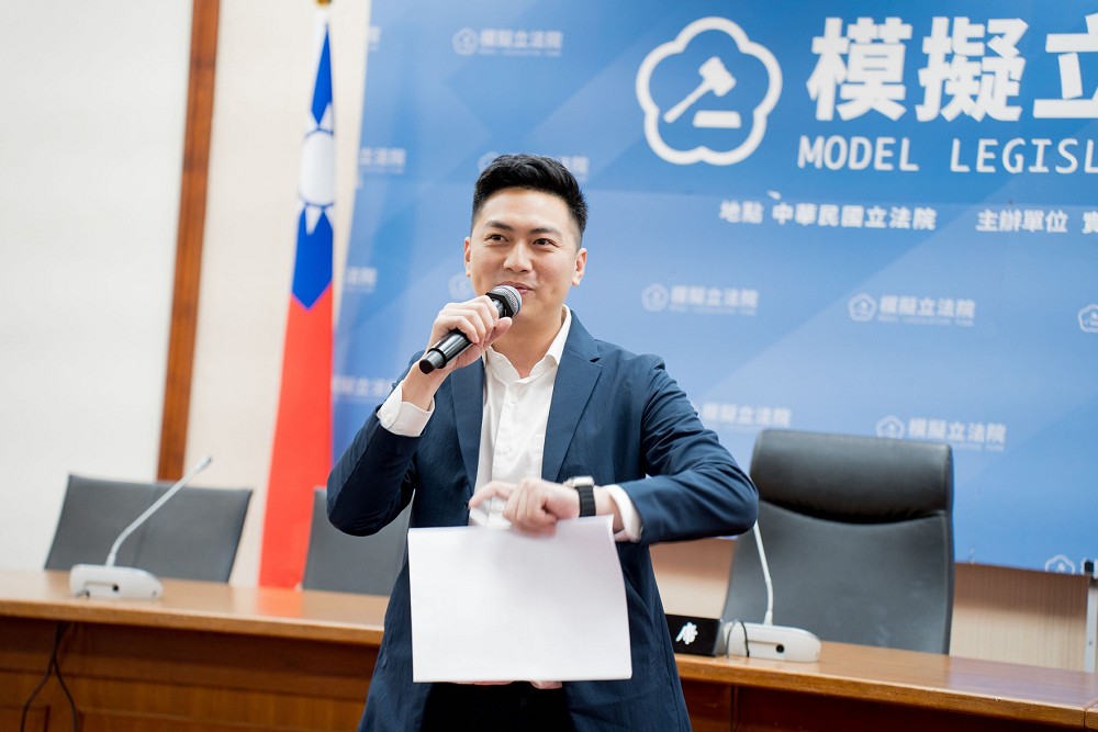 遭張廖萬堅控抹黑獲不起訴 廖偉翔 : 盼選舉紛擾塵囂落幕 226 遭張廖萬堅控抹黑獲不起訴 廖偉翔 : 盼選舉紛擾塵囂落幕 225