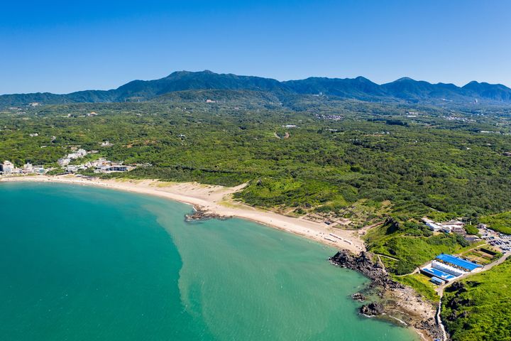 白沙灣是北海岸熱門戲水去處! 圖:Shutterstock/來源