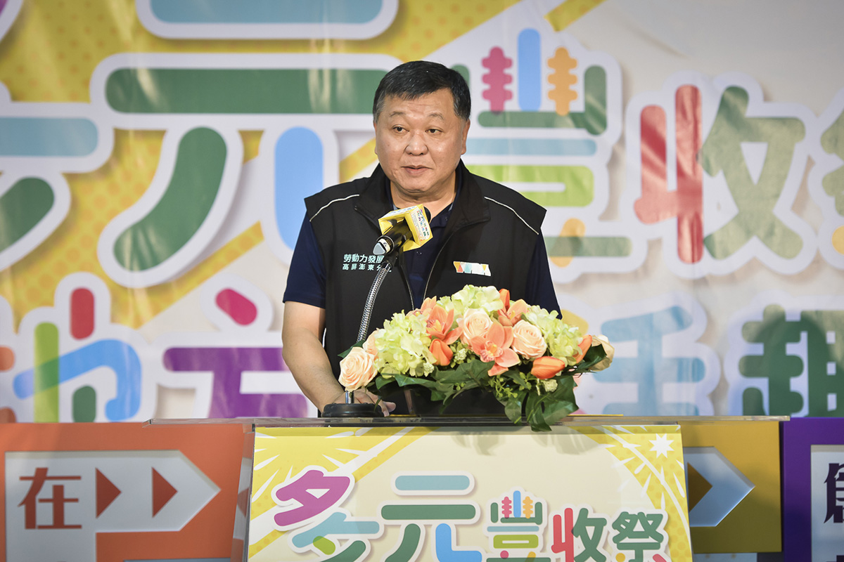 勞動部高分署「多元豐收祭」大型假日市集開幕 多元單位及鳳凰店家秀成果