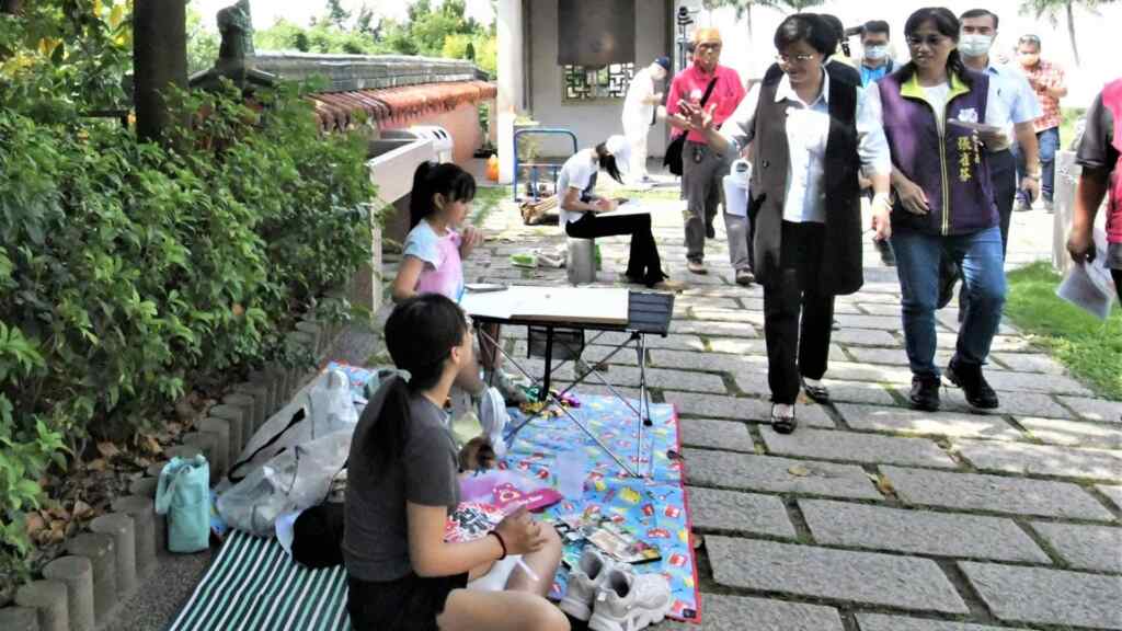 ▲彰化縣文化局策劃2024年古蹟日「探索彰化媽祖信仰古香路」系列活動,將於9月22日在鹿港公會堂前廣場舉辦的「彰化古蹟日暨鹿港老街寫生比賽」,歡迎喜愛寫生繪畫的學生踴躍參加。(資料照片/記者林明佑翻攝)