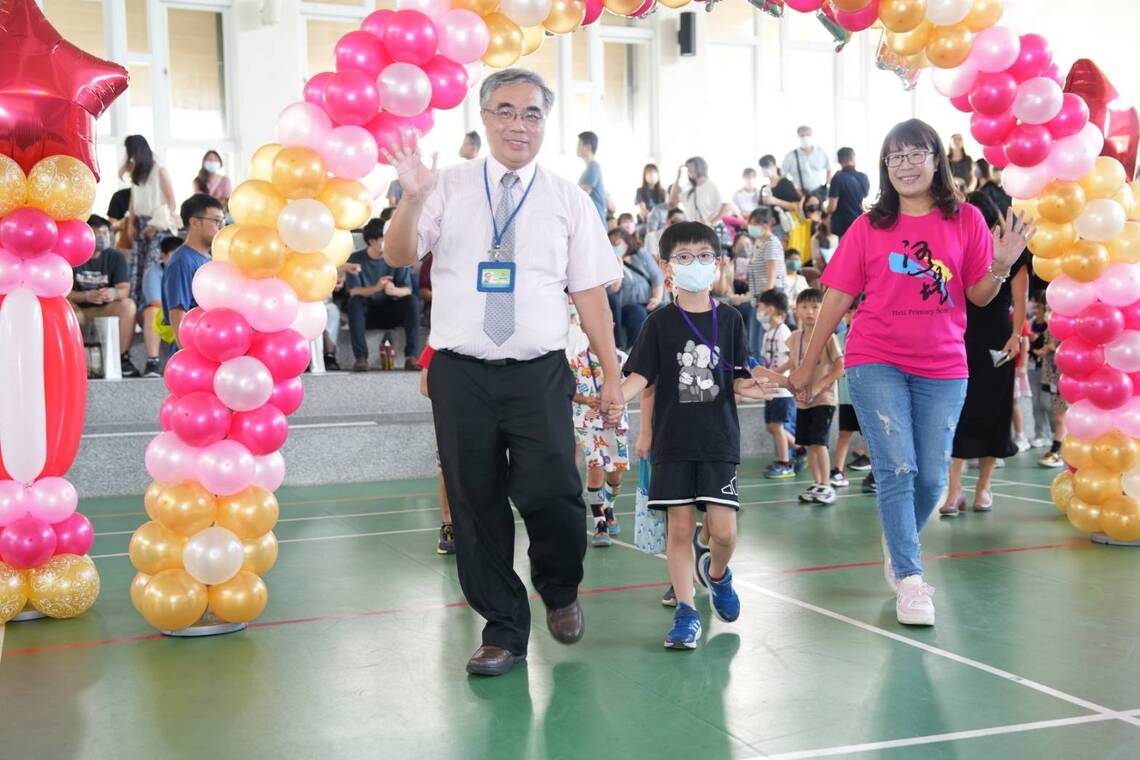 漾新聞|高市河堤國小小一新生始業輔導 「CRC劇場」學習四大兒童權利