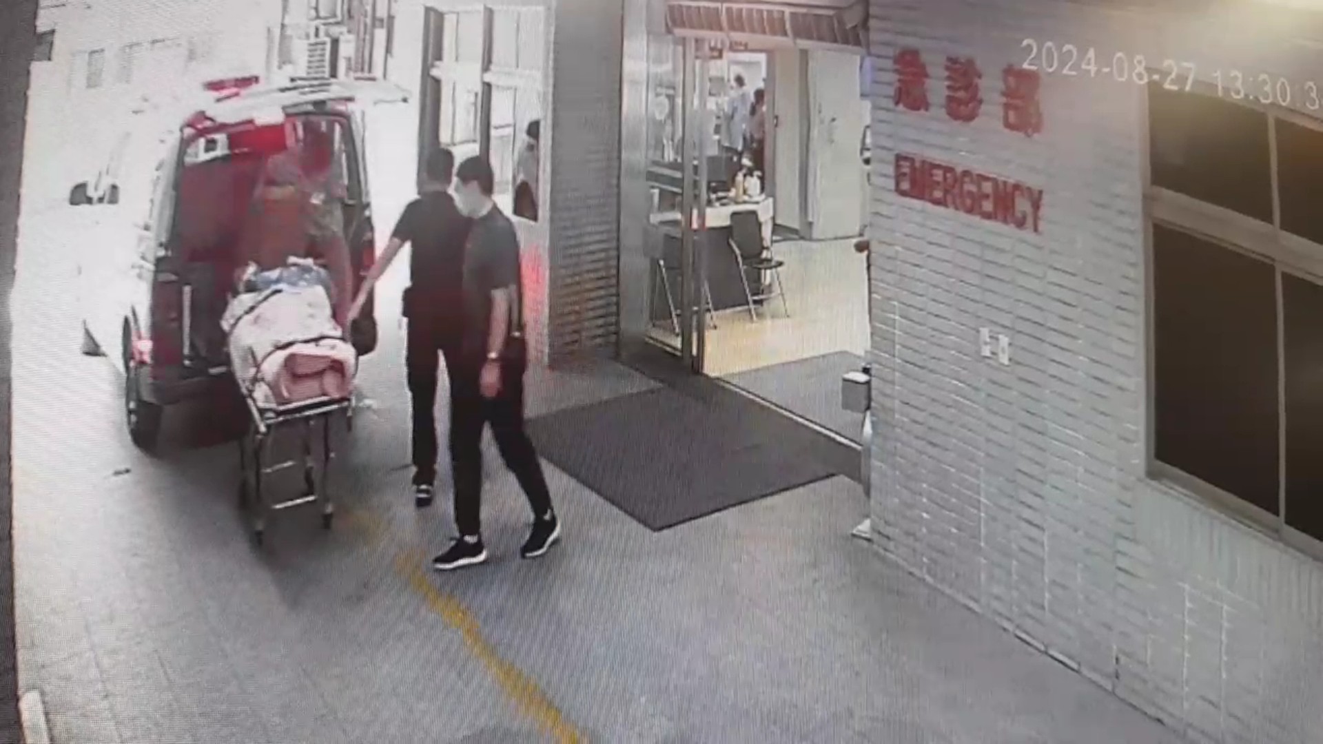 ▲賴姓工人昏迷指數依舊是3分，家屬同意器捐，從鹿基醫院轉送彰基進行評估。（民眾提供）