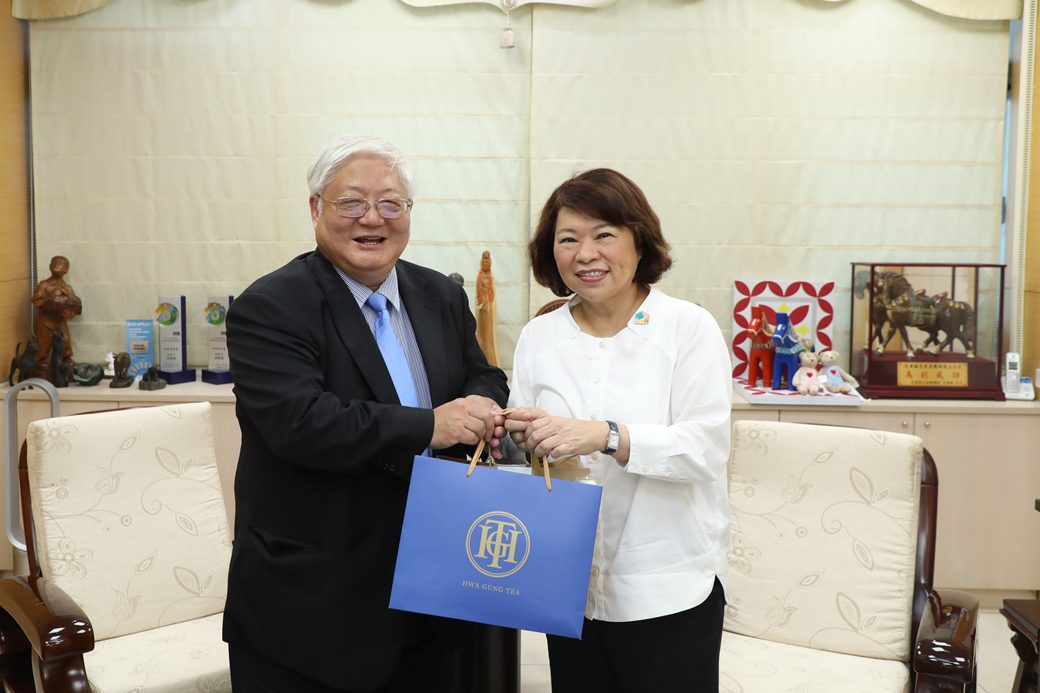 國健署長吳昭軍拜會嘉義市長黃敏惠 中央地方協力推動C肝政策與菸害防制
