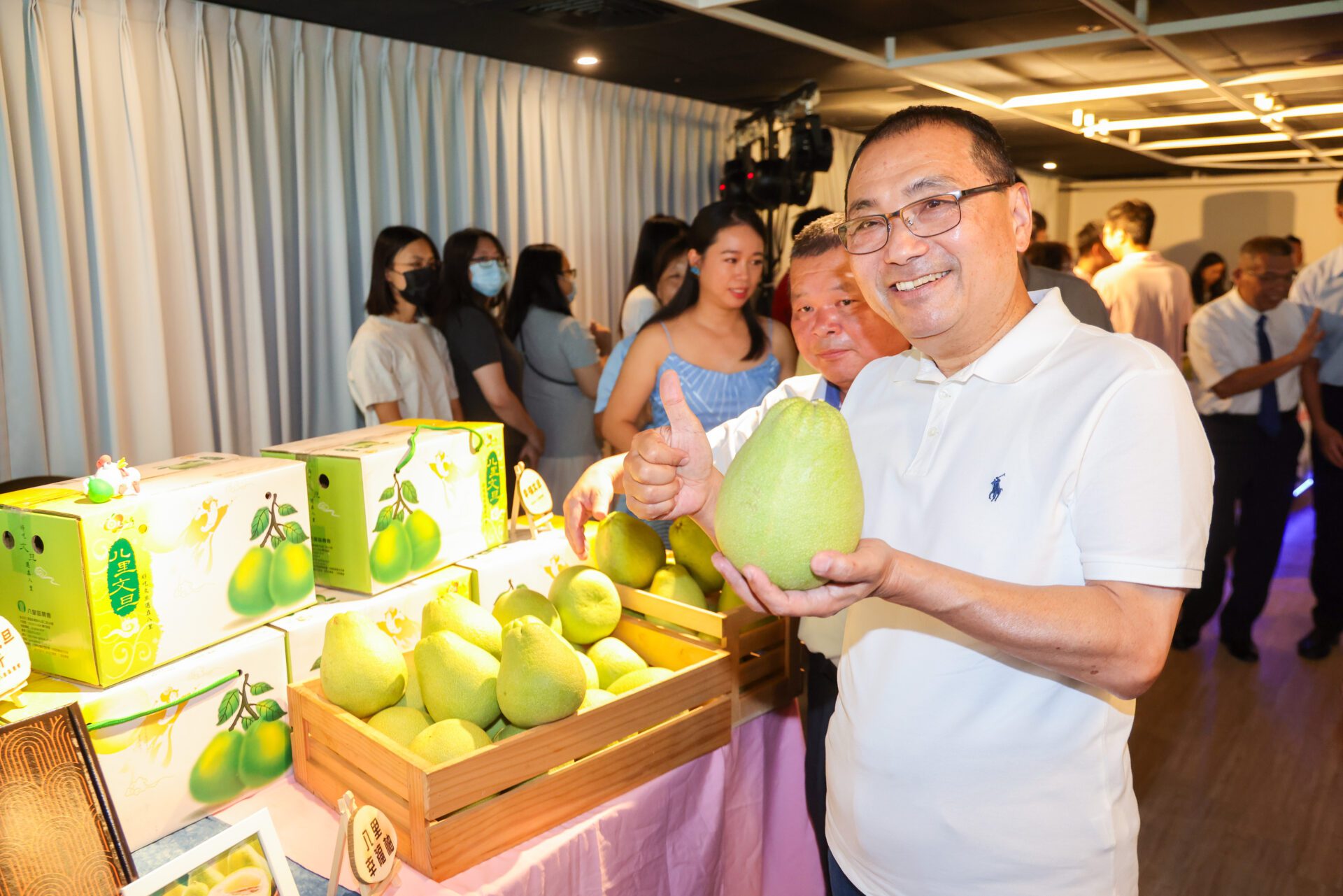 新北文旦柚上市　果肉香甜Q彈　侯友宜邀民眾品嘗柚香美食