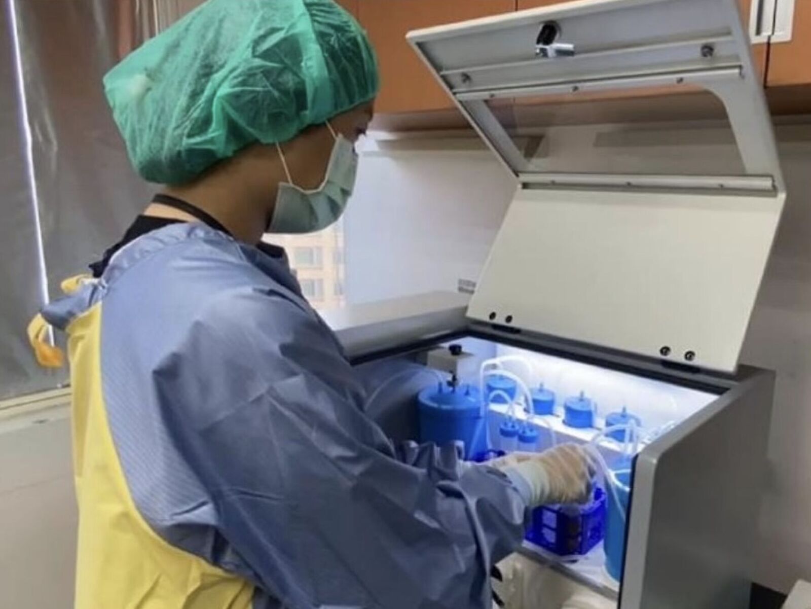 19歲女大生染惡病一天腹瀉超過5次 「人糞篩出好菌」移植救一命 239