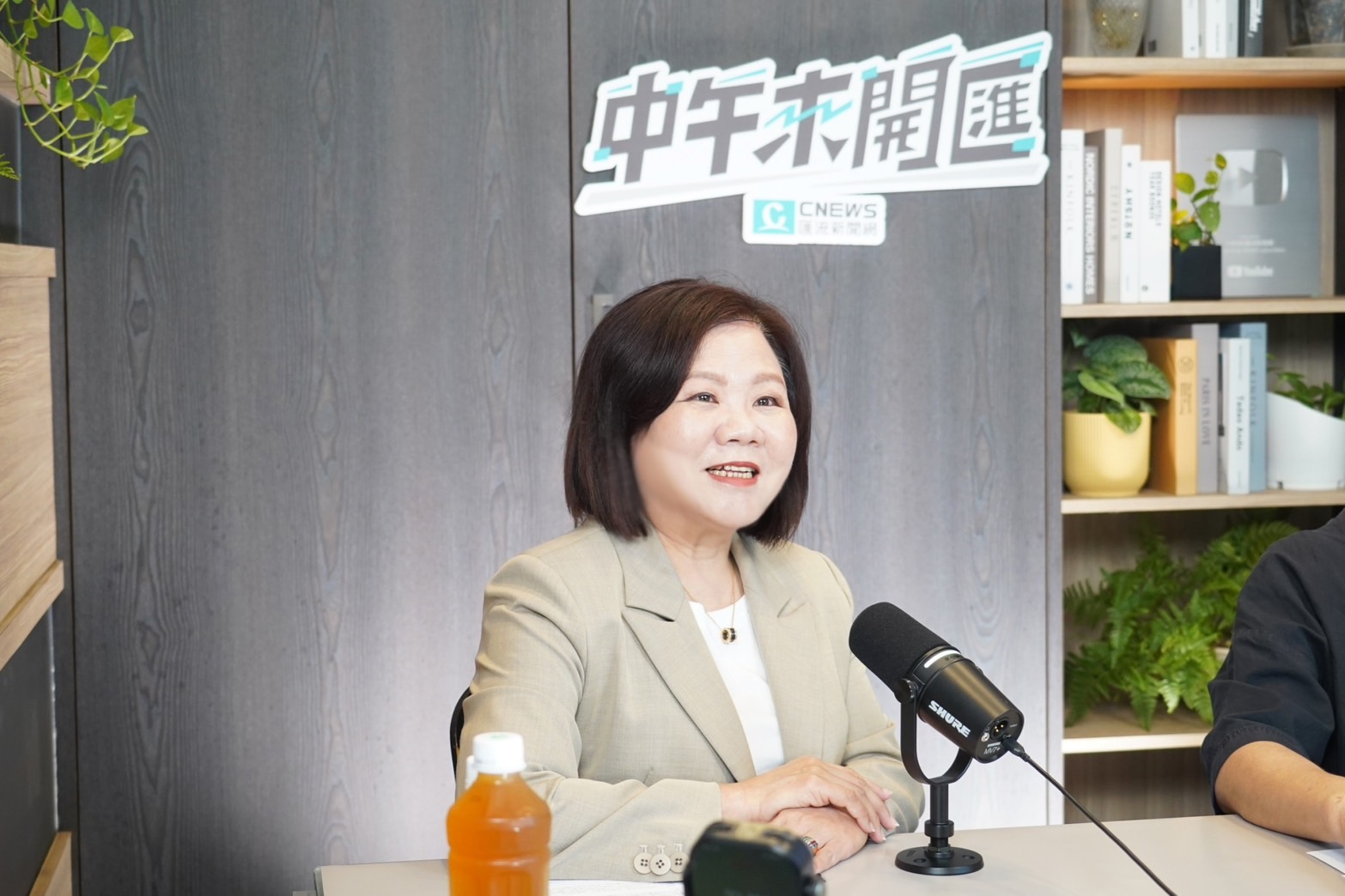 中午來開匯/賴清德政府短期成效獲肯定 許銘春認同:目前應專注國家發展非選舉 218 中午來開匯/賴清德政府短期成效獲肯定 許銘春認同:目前應專注國家發展非選舉 217
