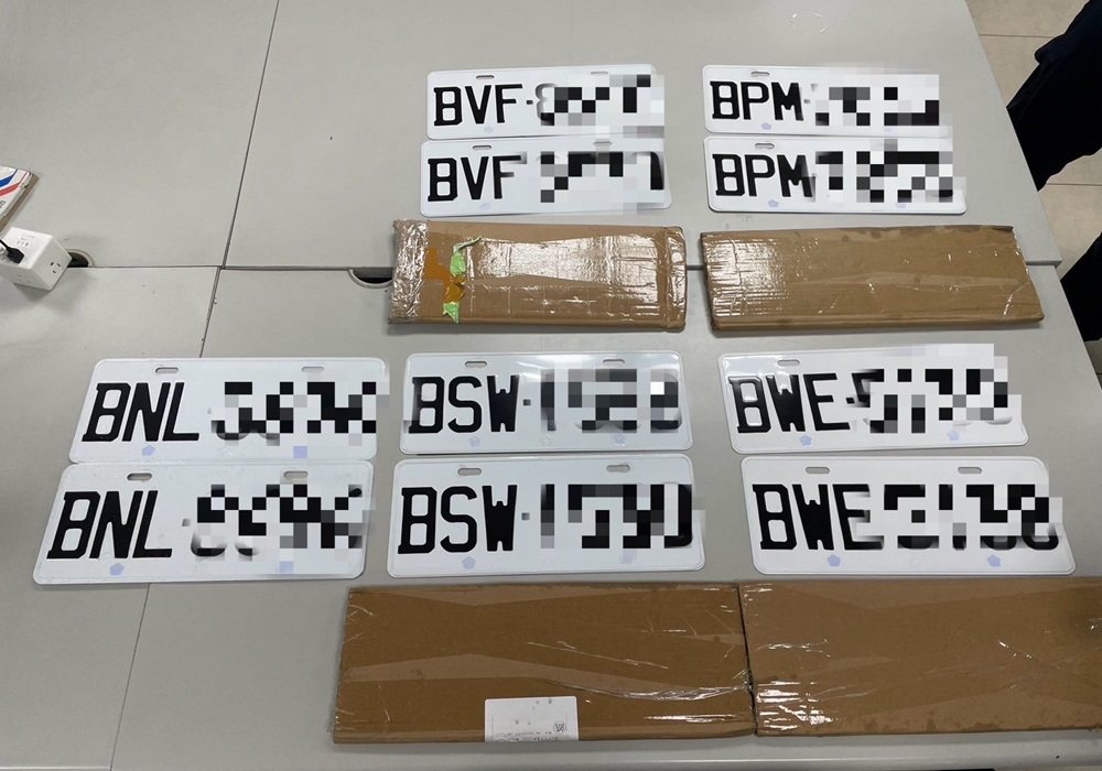 掛假車牌吃霸王餐 新店警逮犯嫌送辦吃牢飯 210 248240827a06
