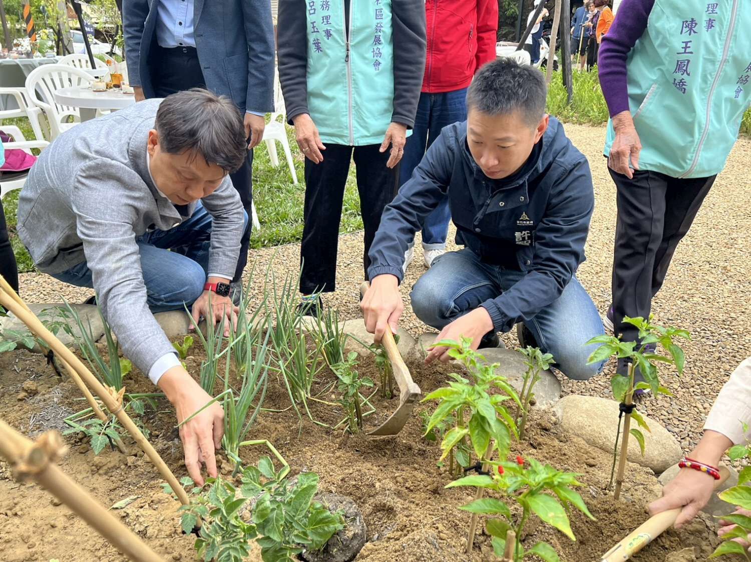 市府積極推動永續環保，爭取200萬改造香村社區，創造綠能食農及旅遊體驗。（圖/記者林照東翻攝）