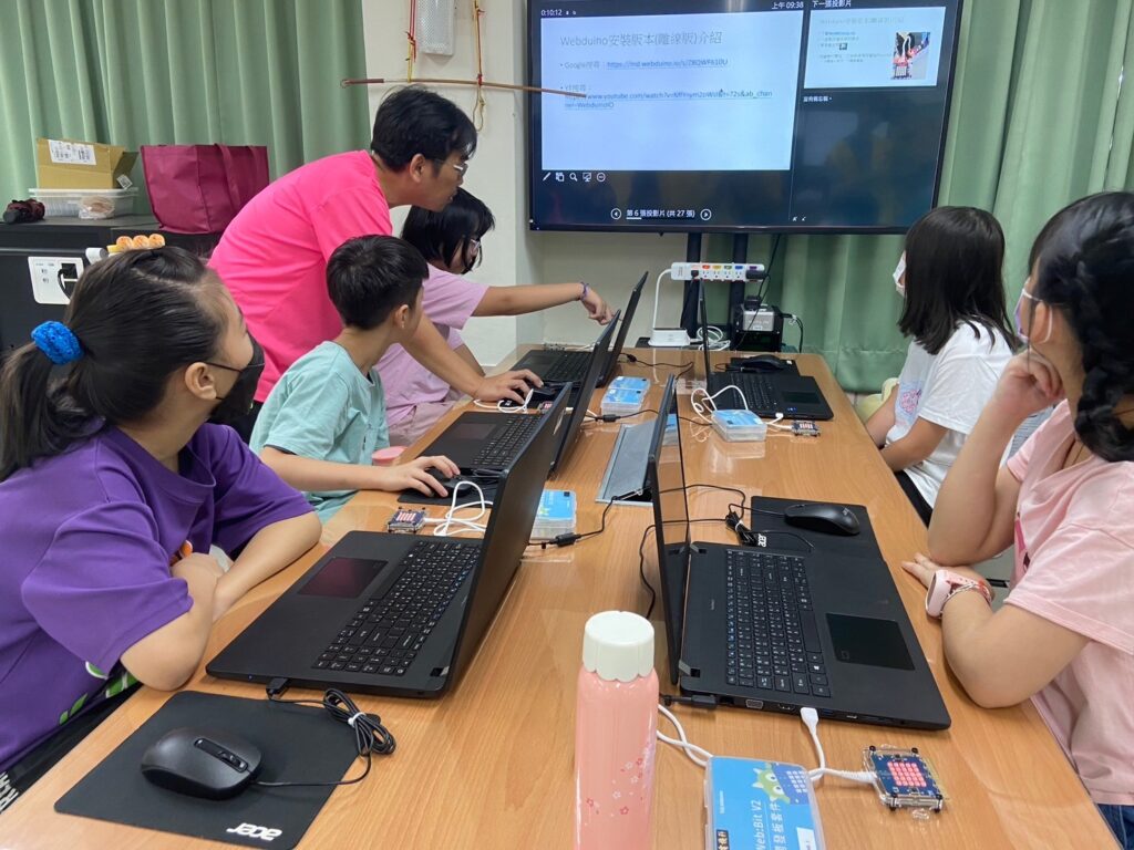長樂國小舉辦Webduino體驗營 培養未來科技人才