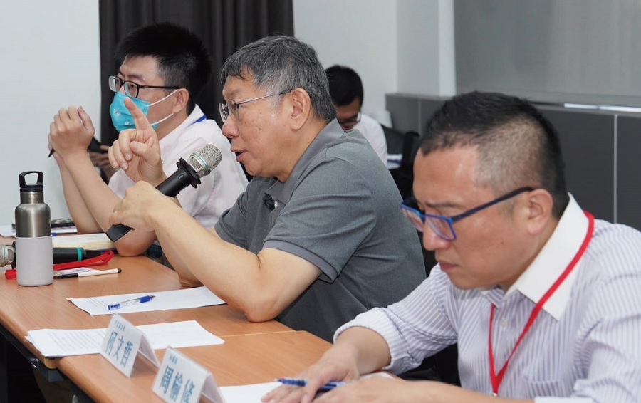 圖/柯文哲的金錢醜聞會燒到何時,民眾黨一人政黨要結束了嗎?(翻攝柯文哲臉書)