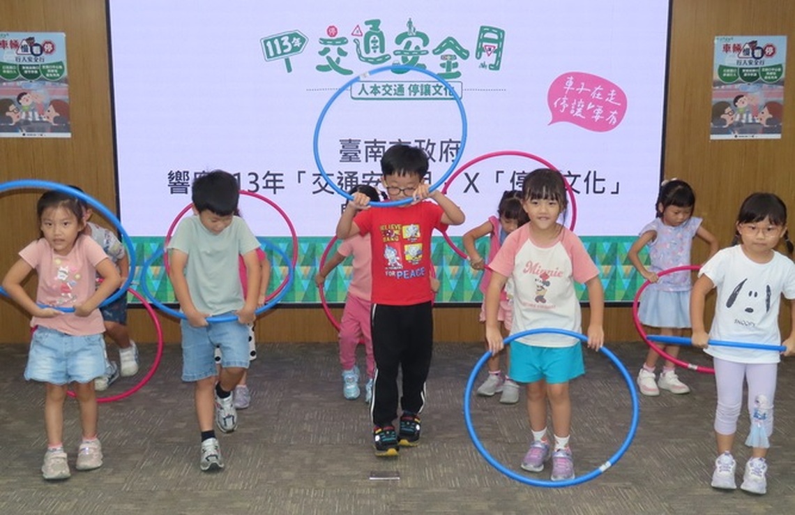 臺南響應交通安全月鎖定老人幼童宣導