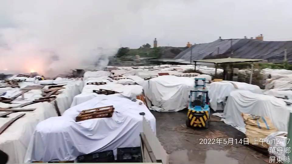 農地不當出租，而遭非法堆置廢棄物、鋁渣、鐵渣、木材…等高達2,500公噸，地主為讓土地恢復使用，遂自行委託清除，清除費用高達1,000餘萬元，屏東縣長周春米呼籲土地或廠房所有人應妥善管理，出租時請謹慎評估，慎防遭有心人以不當手法騙取，違法利用，得不償失。