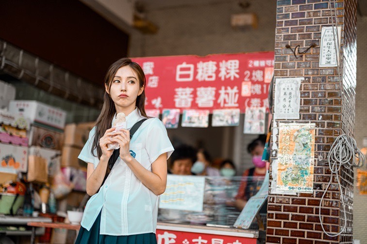 韓模金寶拉遊台南,黃偉哲陪逛《想見你》經典場景 韓模金寶拉遊台南,黃偉哲陪逛《想見你》經典場景