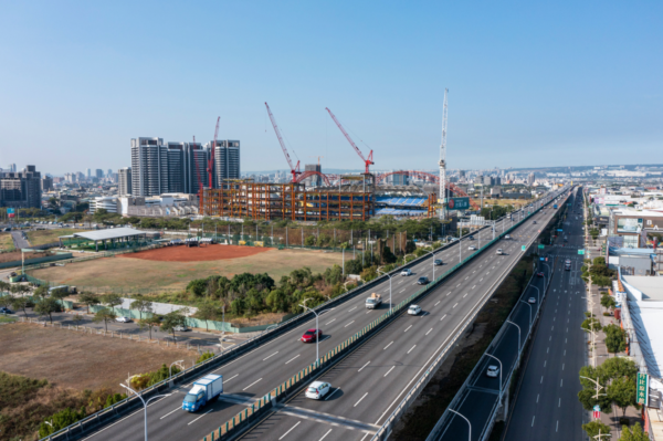 11期與14期雖同享建設題材,但更具自住客所需的生活機能。(圖/德鑫森PARK提供)