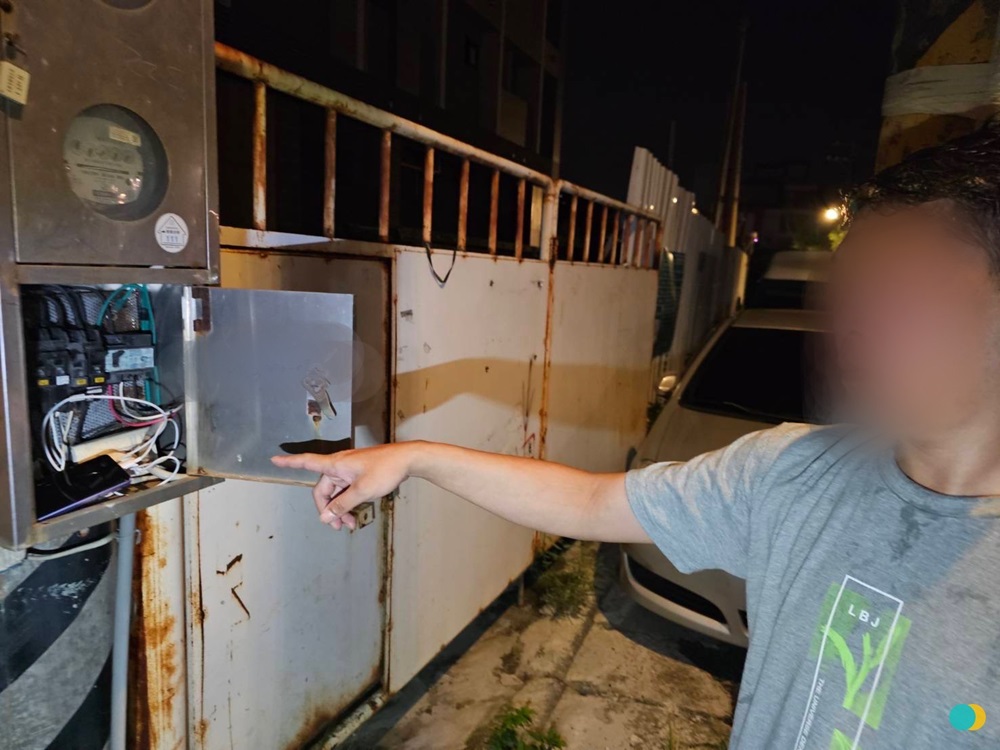 闖工地偷水電洗澡 被反鎖頂樓呼救三峽警上門逮人 228 cnews204240829a12