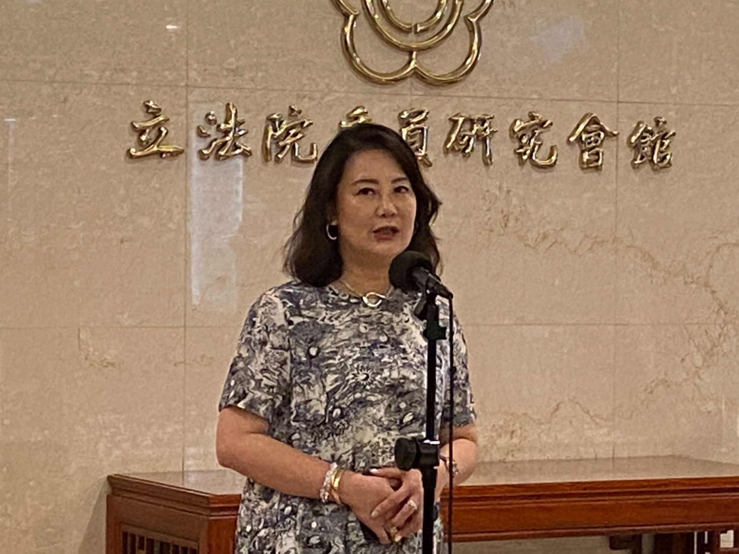 民進黨立院黨團幹事長吳思瑤說,張啓楷要廢監察院、刪預算是「挾怨報復」。(記者包克明攝)