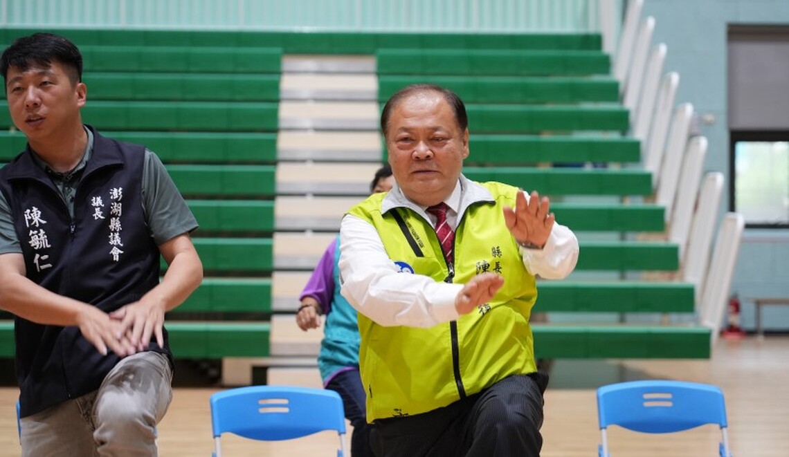 陳光復參與長青運動會與長者同歡 並鼓勵長者們保持規律運動