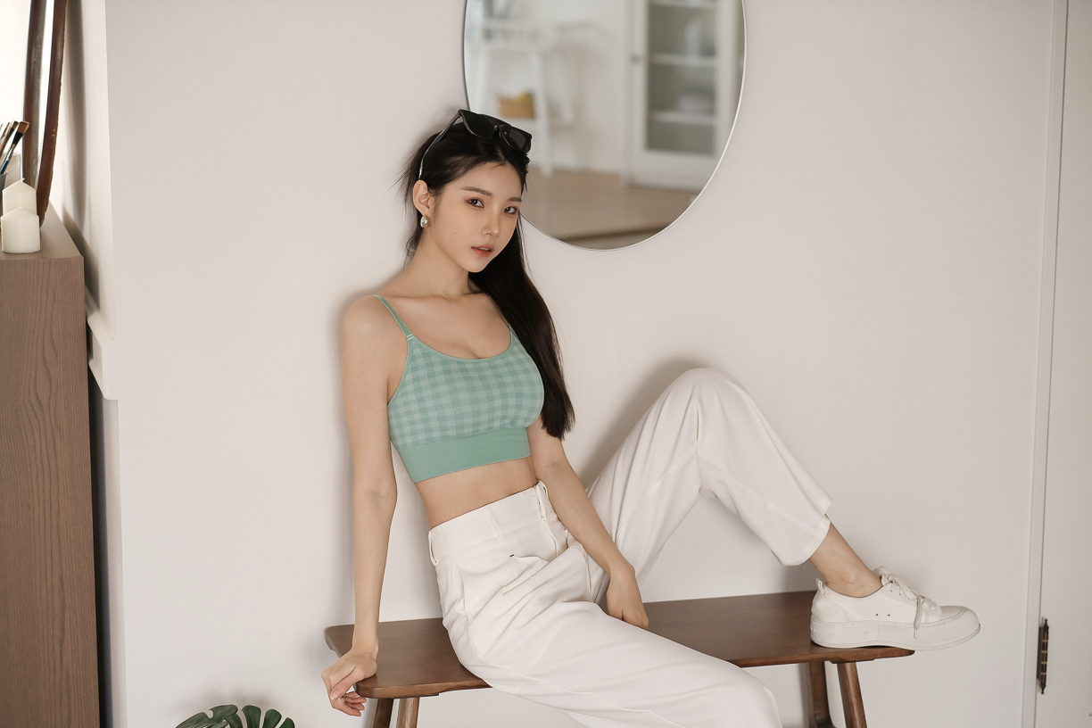 ▲EASY SHOP[Banana Pie]BRA TOP經典格紋背心系列_99購物節優惠價$499。（圖/EASY SHOP提供）