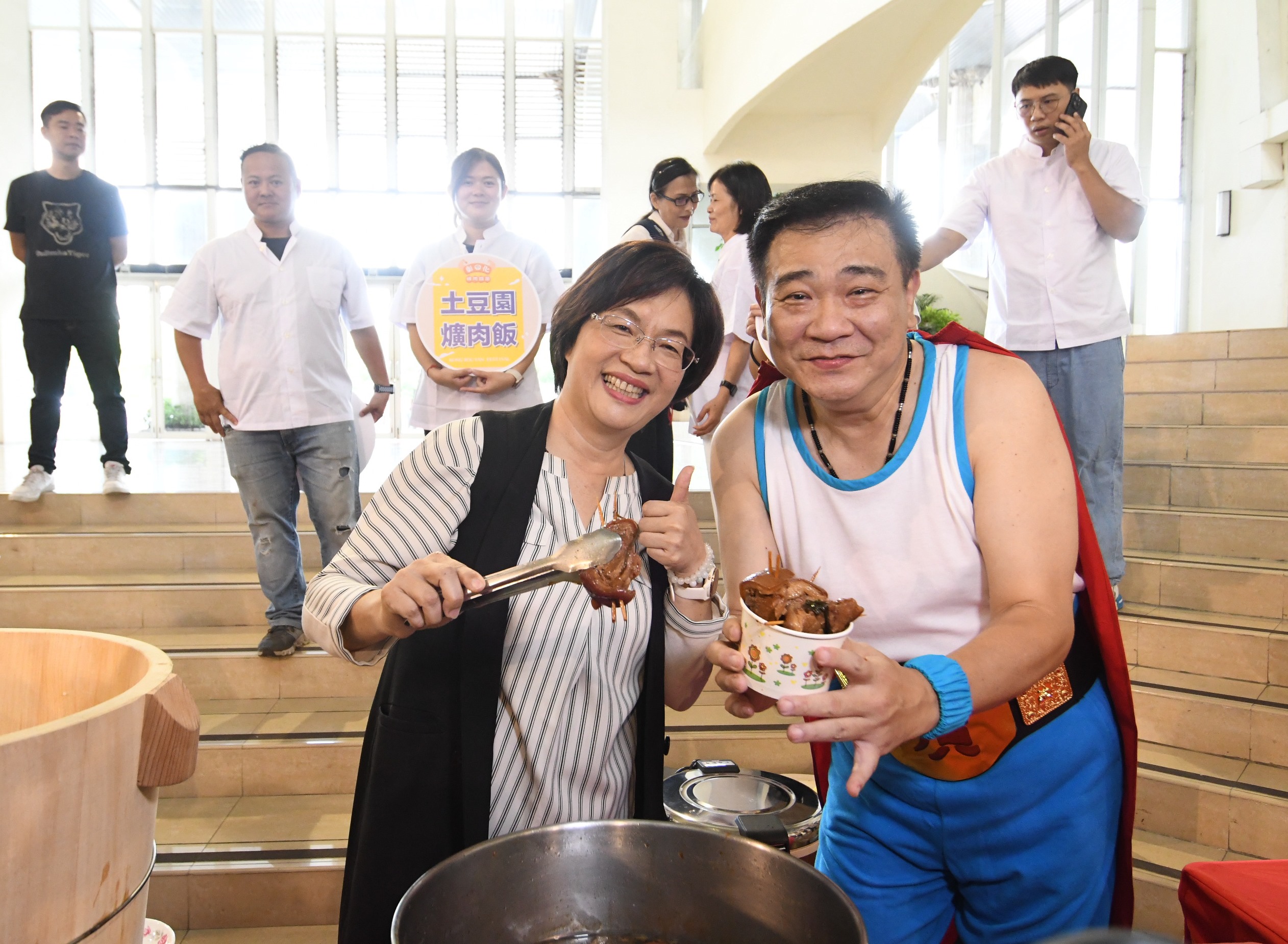 ▲彰化爌肉飯享譽全台，彰化縣長王惠美說，彰化作為全台擁有最多爌肉飯店家的城市，各店風味獨特，讓人百吃不厭。（記者張溎壕攝）