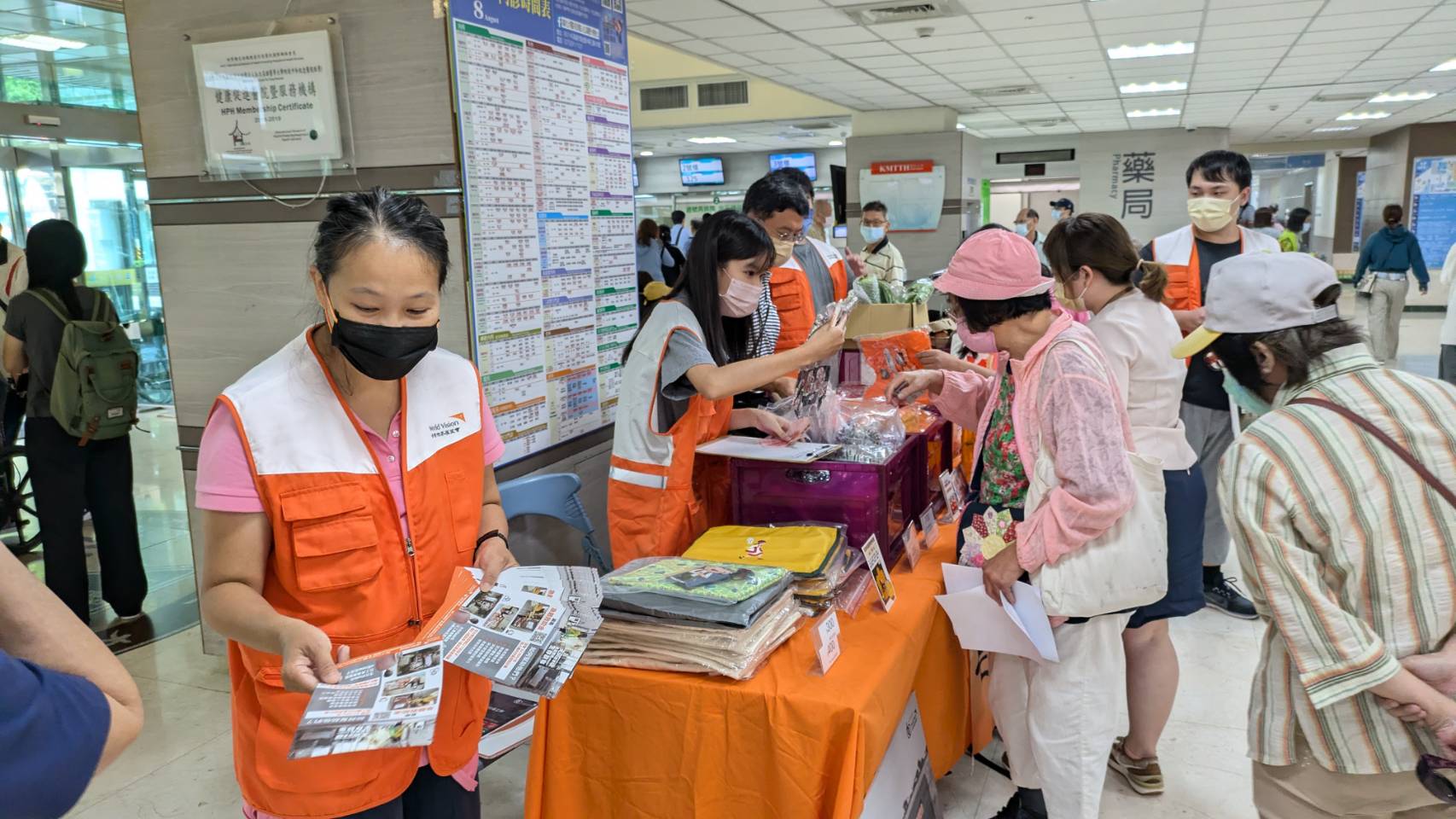 高雄市立大同醫院響應飢餓三十,展望會募得「急難救助金」逾十萬元。