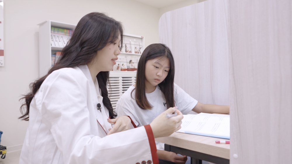 【進學塾提供1對1或1對2的教學,以提供個別指導服務為核心。(圖/進學塾提供)】
