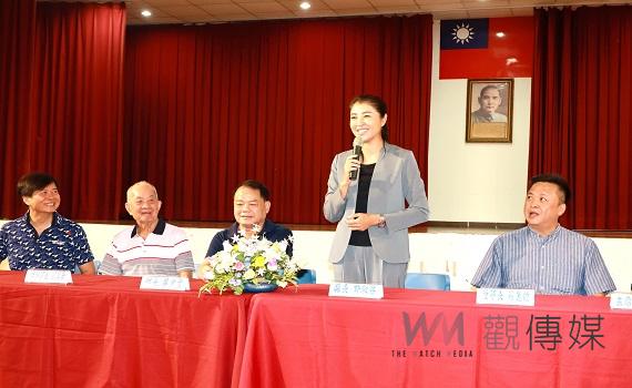 窮鄉子弟事業有成攜子返鄉關懷弱勢 南投縣長許淑華特頒贈感謝狀