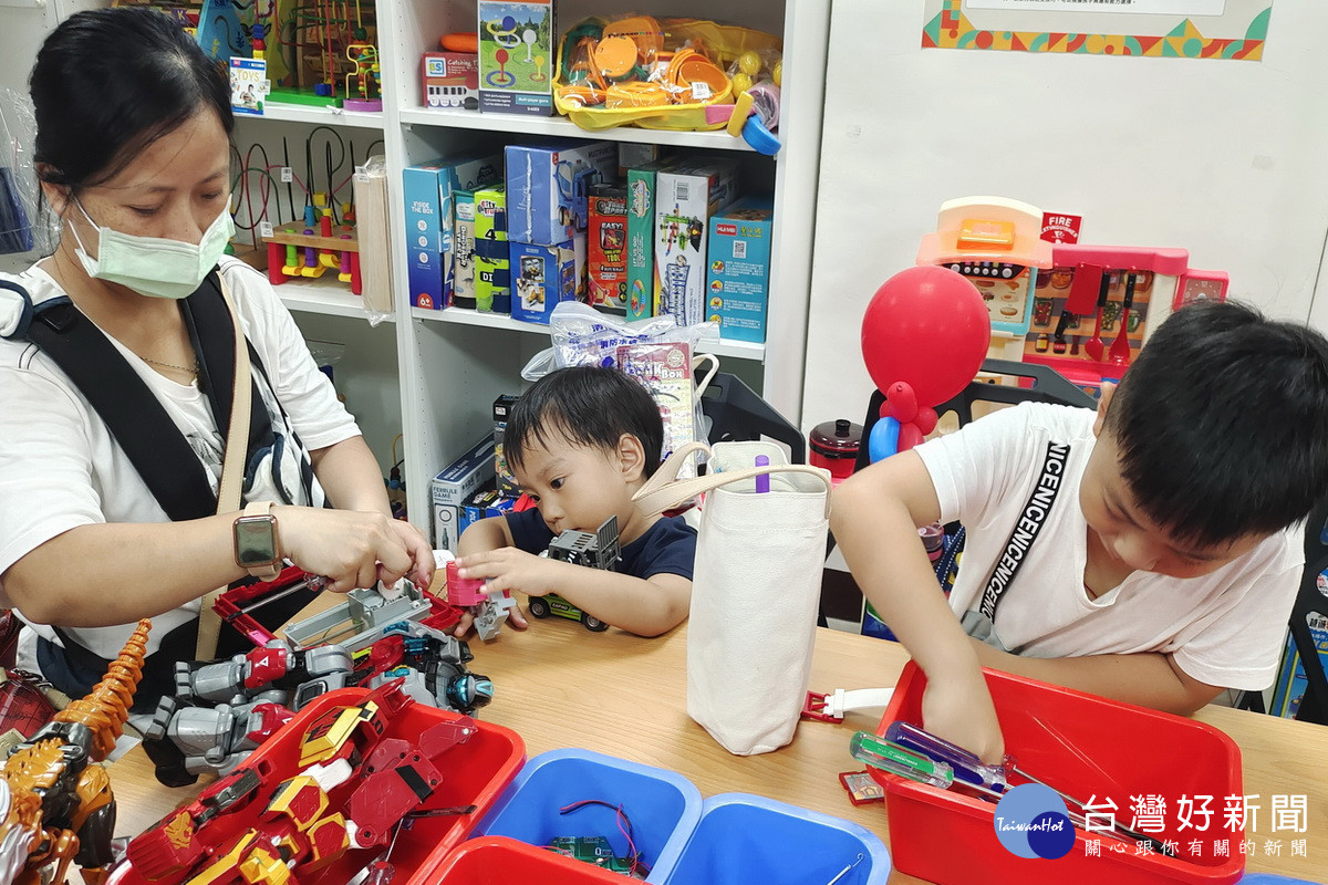 桃園市政府青年局舉辦「循環經濟」與「永續環保」市集活動。<br /><br />