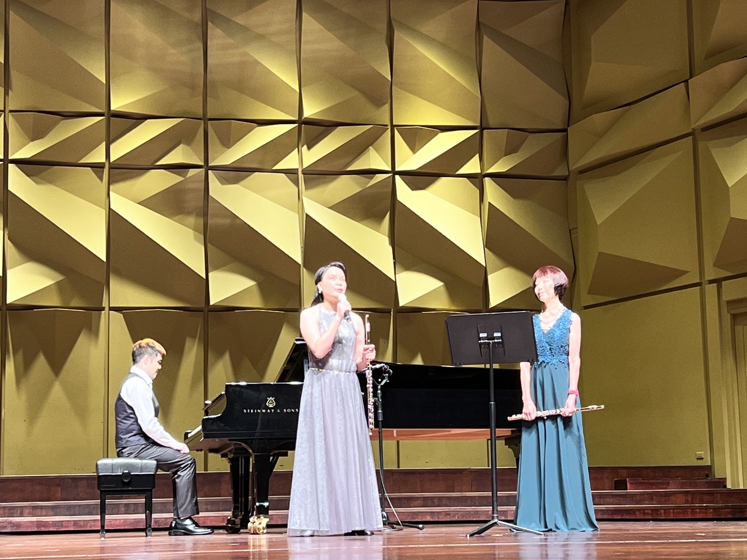 ▲彰化松柏扶輪社於員林演藝廳舉辦「與Eye同行，聆聽心曲」慈善音樂會，讓現場充滿了感動和溫馨。（記者張溎壕攝）