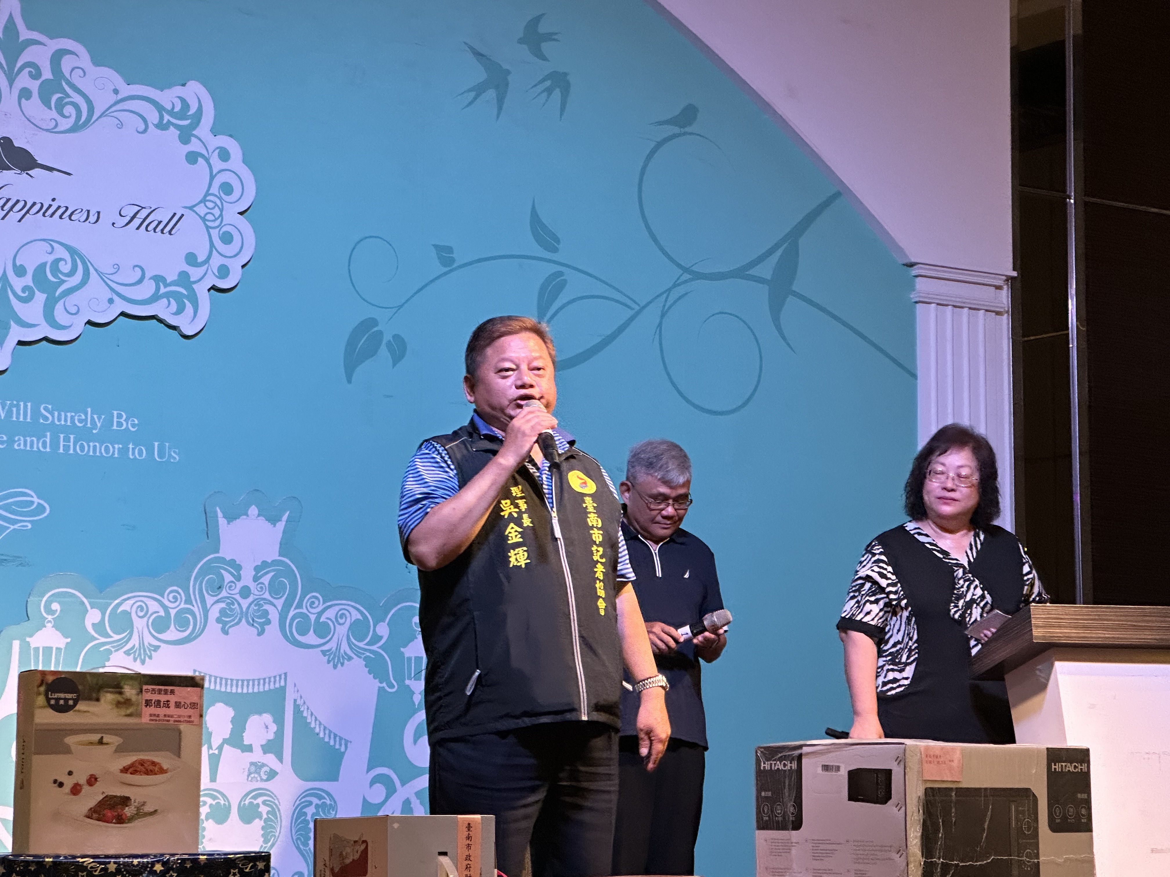 ▲台南市記者協會於東東宴會式場永大幸福館舉辦「91記者節」慶祝活動暨會員聯誼餐敘。(圖/台南市記者協會提供)