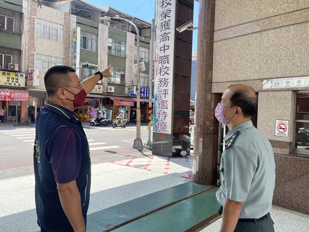 檢視照明及監視錄影設備 高市警巡守落實校園安全 256 cnews204240902a05