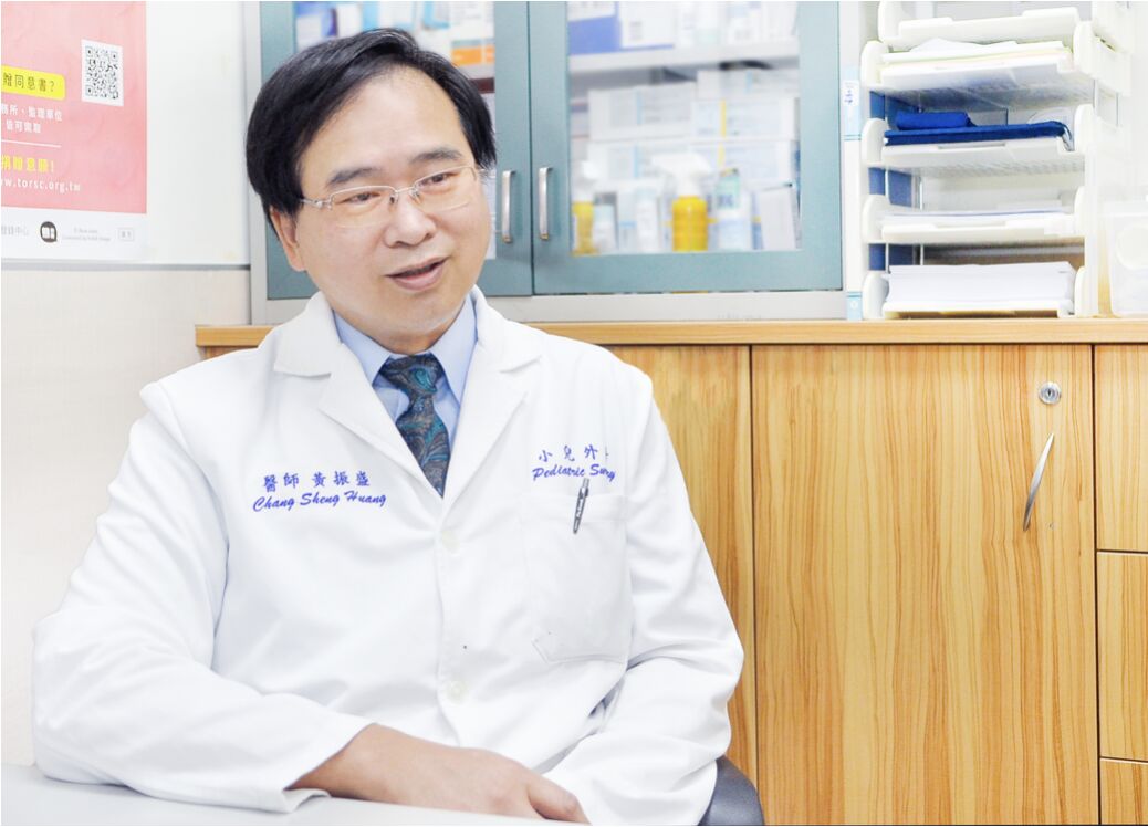 6個月大嬰嘔吐不斷 小症狀竟不單純!要命「腸套疊」緊急手術 224 6個月大嬰嘔吐不斷 小症狀竟不單純!要命「腸套疊」緊急手術 223