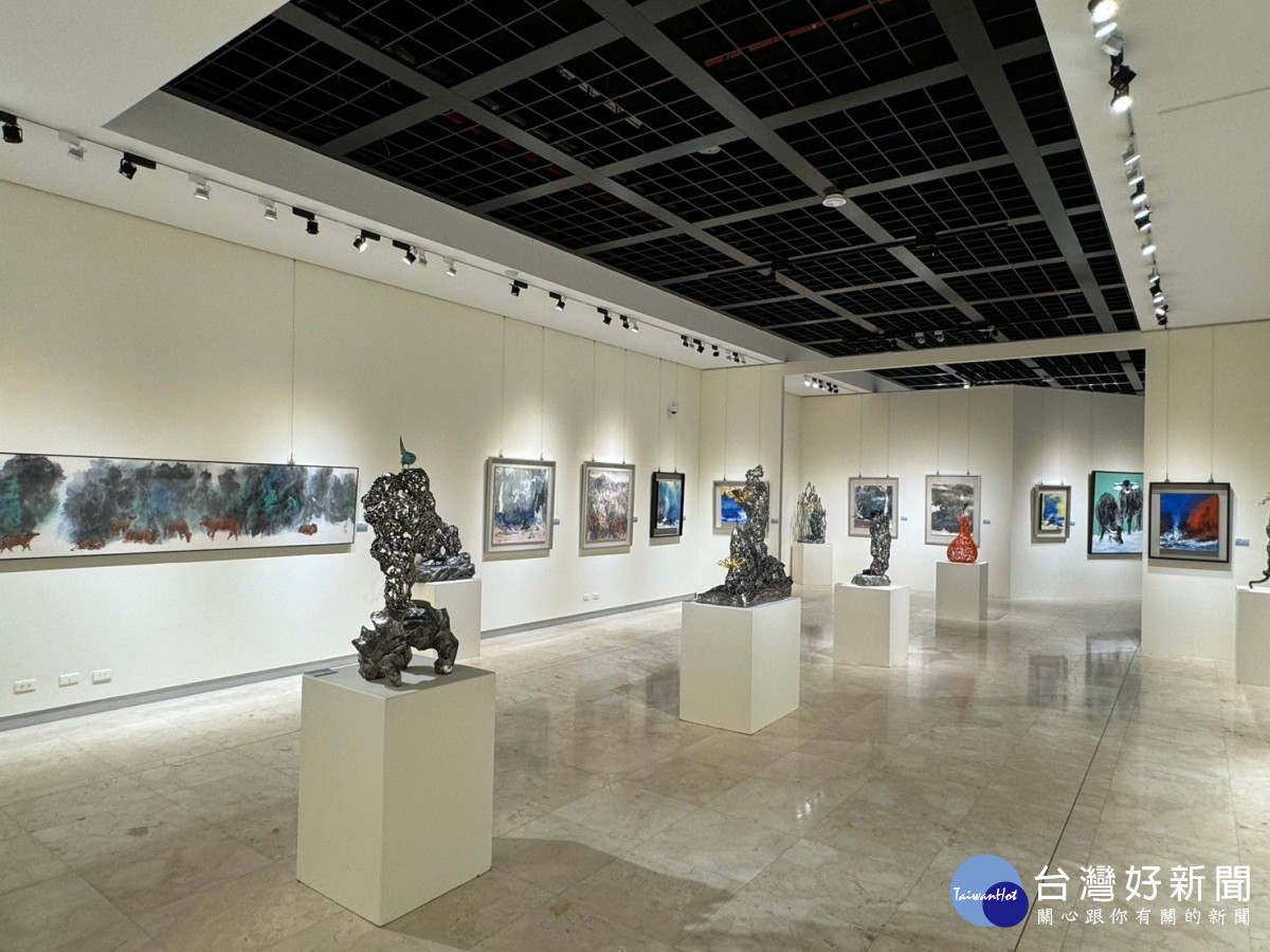 彰化縣文化局自即日起至10月6日在彰化縣立美術館展出「千里快哉風～許文融創作展」。圖/<br /><br /> 記者鄧富珍攝