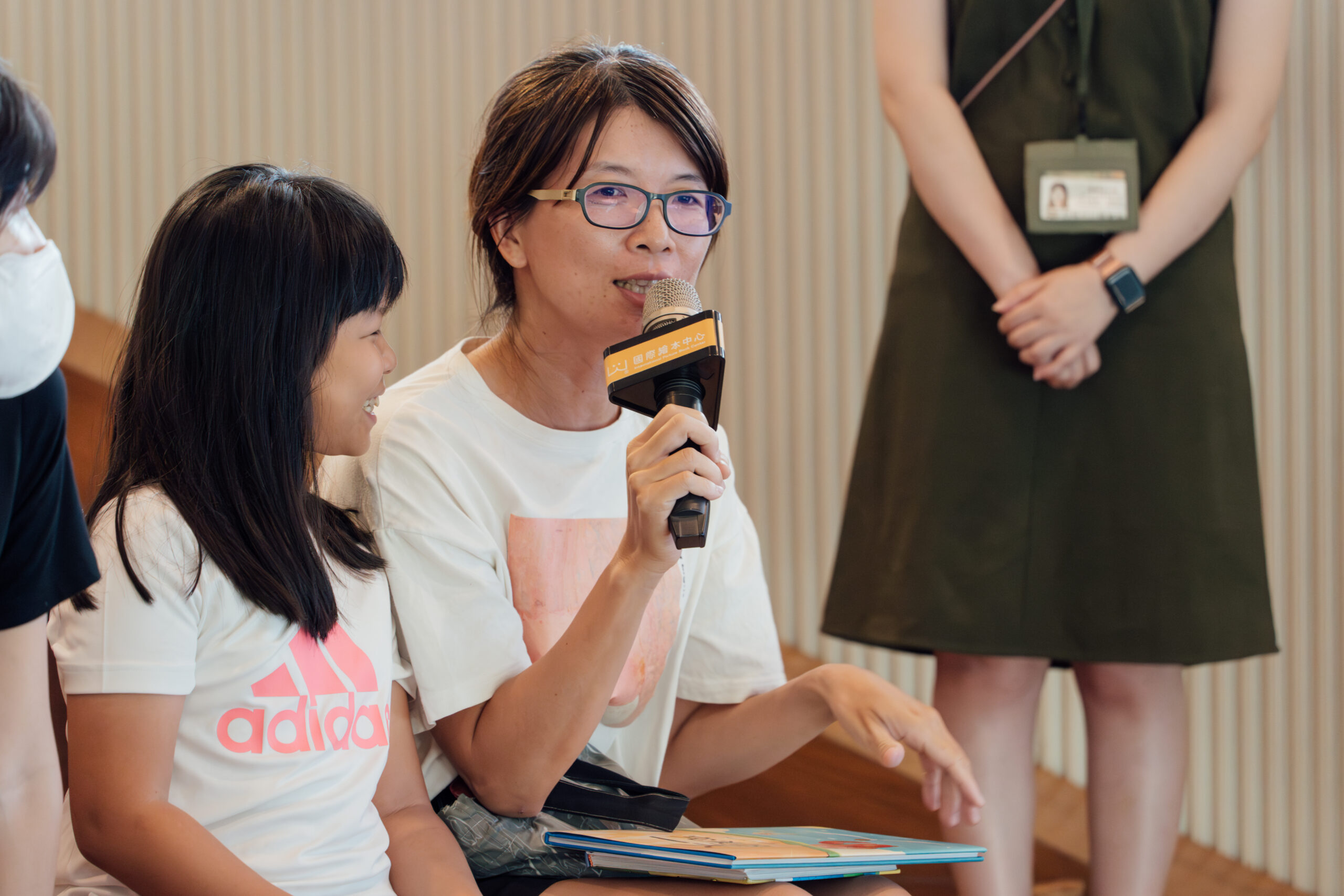 高市圖再創佳績:好繪芽《完美的一天》多語版本發行 高市圖再創佳績:好繪芽《完美的一天》多語版本發行