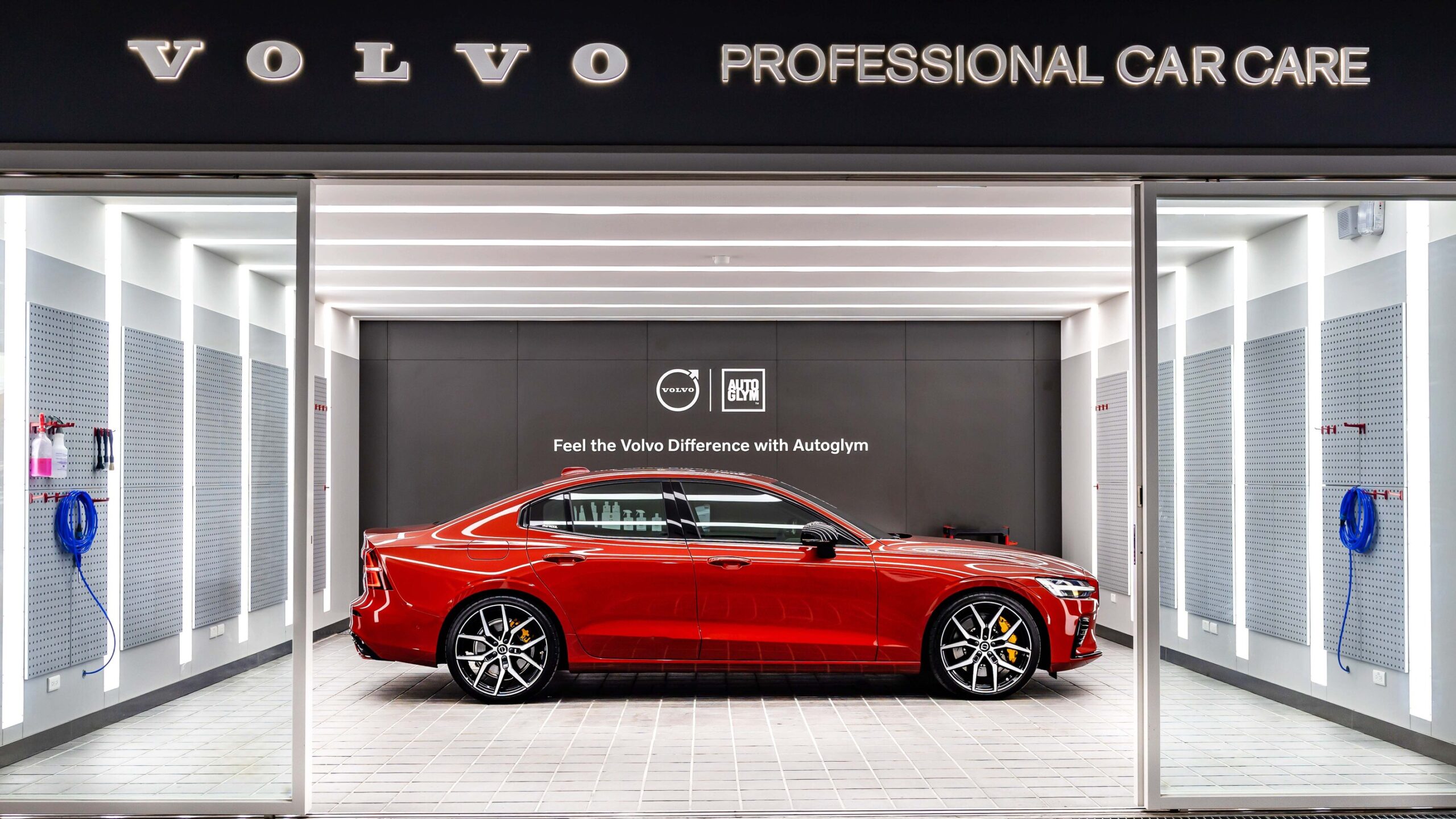 VOLVO凱銳汽車斥資2億,博愛展示暨服務中心開幕 VOLVO凱銳汽車斥資2億,博愛展示暨服務中心開幕